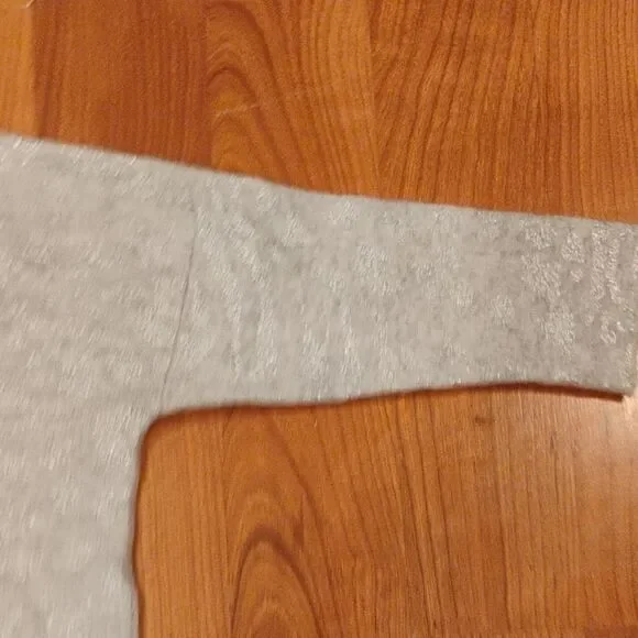 Autumn Cashmere Gray Sweater - Picture 4 of 9